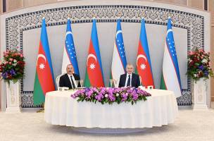 President of Uzbekistan Shavkat Mirziyoyev hosted reception in honor of President of Azerbaijan Ilham Aliyev