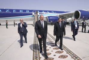 Ilham Aliyev arrived in Turkmenistan for visit