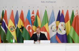 Ильхам Алиев принял участие в Бакинской конференции Парламентской сети Движения неприсоединения