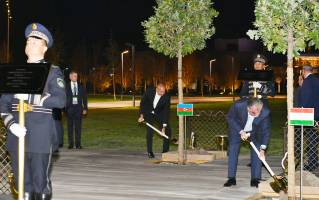 Heads of state and government attending Shanghai Cooperation Organization member states Summit planted trees