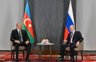 Ильхам Алиев встретился в Самарканде с Президентом России Владимиром Путиным