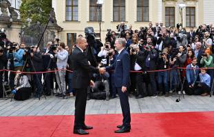 Ilham Aliyev attended inaugural meeting of European Political Community Summit in Prague