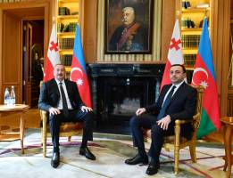 Состоялась встреча Ильхама Алиева с премьер-министром Грузии Ираклием Гарибашвили один на один