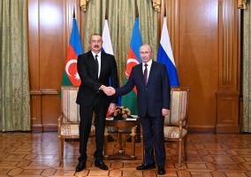 В Сочи состоялась двусторонняя встреча между Президентом Азербайджана Ильхамом Алиевым и Президентом России Владимиром Путиным