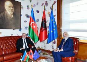 Состоялась встреча Ильхама Алиева с премьер-министром Албании Эди Рамой один на один