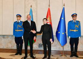 Состоялась встреча Президента Азербайджана Ильхама Алиева с премьер-министром Сербии в расширенном составе