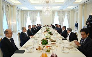 Dinner was hosted on behalf of President Ilham Aliyev in honor of President of Egypt Abdel Fattah El-Sisi