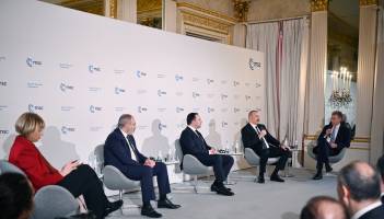 Ильхам Алиев принял участие в Мюнхене в пленарном заседании на тему «Преодолевая горы? Построение безопасности на Южном Кавказе»