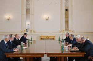 Ilham Aliyev received Russian Foreign Minister Sergey Lavrov
