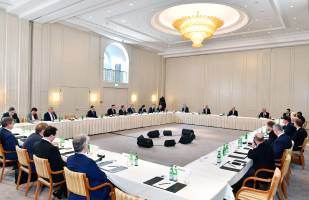 Состоялась встреча Ильхама Алиева с руководителями ведущих компаний Германии