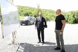Ильхам Алиев заложил фундамент села Яншаг Кяльбаджарского района