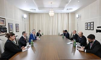 Ilham Aliyev received Assistant US Secretary of State for Energy Resources