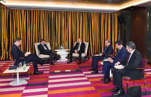 Ilham Aliyev met with Chairman of Bundestag’s Parliamentary Friendship Group for Relations with States of Southern Caucasus in Munich