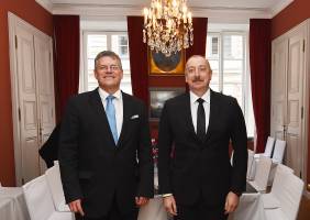 Cостоялась встреча Ильхама Алиева с исполнительным вице-президентом Еврокомиссии