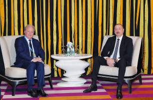 Ilham Aliyev met with Senior Managing Director of World Bank