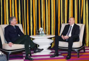 Ильхам Алиев встретился с председателем Мюнхенской конференции по безопасности
