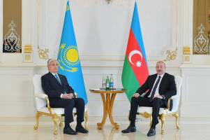 Состоялась встреча Ильхама Алиева и Президента Казахстана Касым-Жомарта Токаева в узком составе