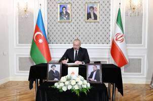 Ilham Aliyev visited Embassy of Iran in Azerbaijan, offered his condolences over the death of the Iranian President and other individuals in helicopter crash
