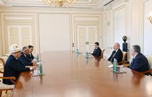 Ильхам Алиев принял председателя Жогорку Кенеша Кыргызстана