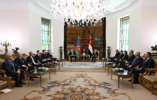 Состоялась встреча президентов Азербайджана и Египта в расширенном составе
