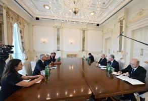 Ilham Aliyev received UK Minister for Climate