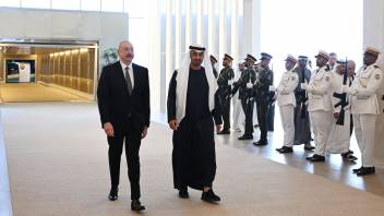 Ilham Aliyev arrived in United Arab Emirates for working visit