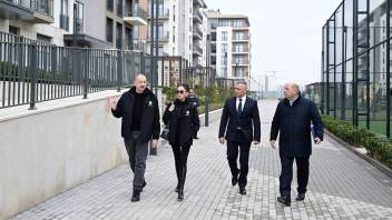 Ilham Aliyev reviewed conditions at “Aghdam Residence” residential complex