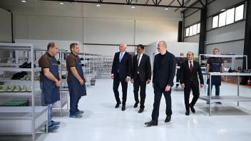 Ильхам Алиев принял участие в открытии Лачинского филиала обувной фабрики PIRSHAGHI