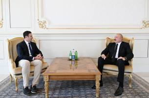 İlham Əliyev “The Goldman Sachs Group Inc.” şirkətinin qlobal məsələlər üzrə prezidentini qəbul edib