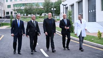 İlham Əliyev Qarabağ Universitetinin Klinikası binasının, Tibb və sağlamlıq elmləri fakültəsinin tədris korpusunun açılışında iştirak edib