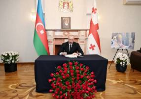 Ilham Aliyev visited Georgian Embassy in Azerbaijan to express condolences