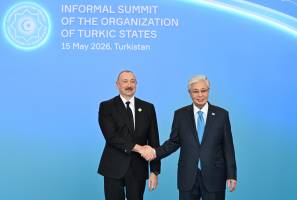 İlham Əliyev Türküstanda TDT-nin qeyri-rəsmi Zirvə görüşündə iştirak edib