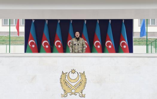 Ильхам Алиев принял участие в открытии воинской части в поселке Гадрут