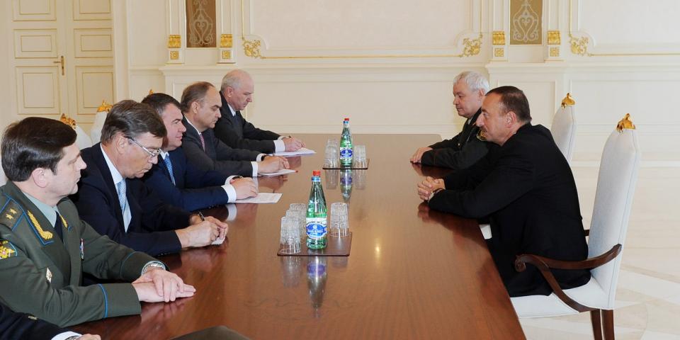 Ilham Aliyev received Russian Defense Minister Anatoliy Serdyukov