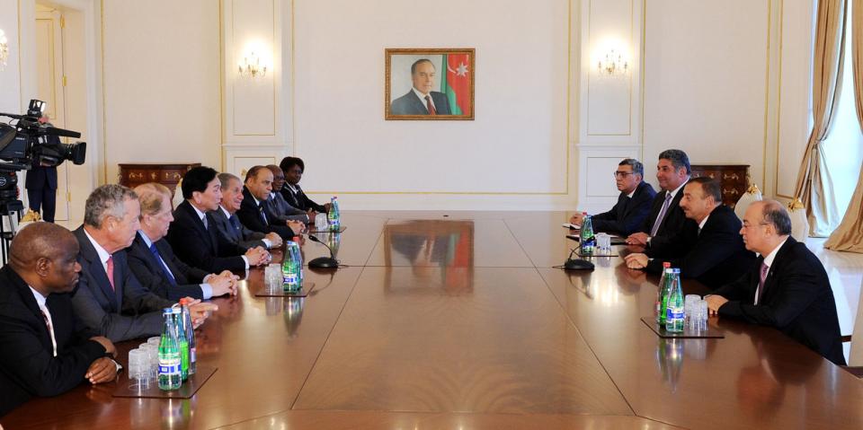 Ilham Aliyev received the President of the International Boxing Association, Ching-Kuo Wu, and members of the International Olympic Committee