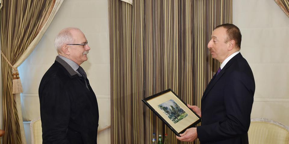 Ilham Aliyev received Russian film director Nikita Mikhalkov