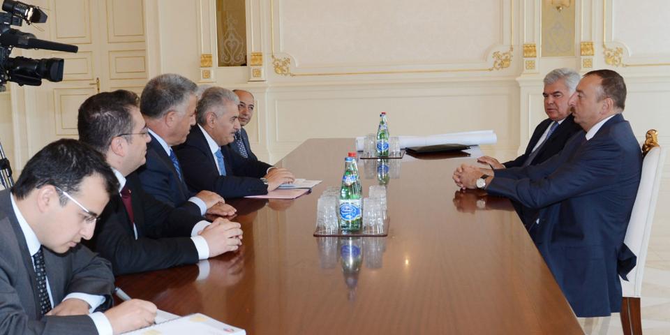 Ilham Aliyev received a delegation led by the minister of transport, navigation and communications of Turkey