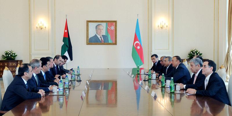 Azerbaijan and Serbian Presidents held a meeting in the presence of delegations