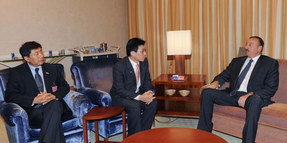 Ilham Aliyev arrived in Singapore on a state visit
