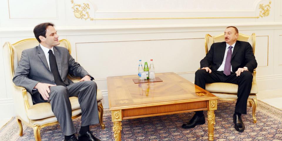 Ilham Aliyev accepted the credentials of the newly appointed Ambassador of Macedonia to Azerbaijan