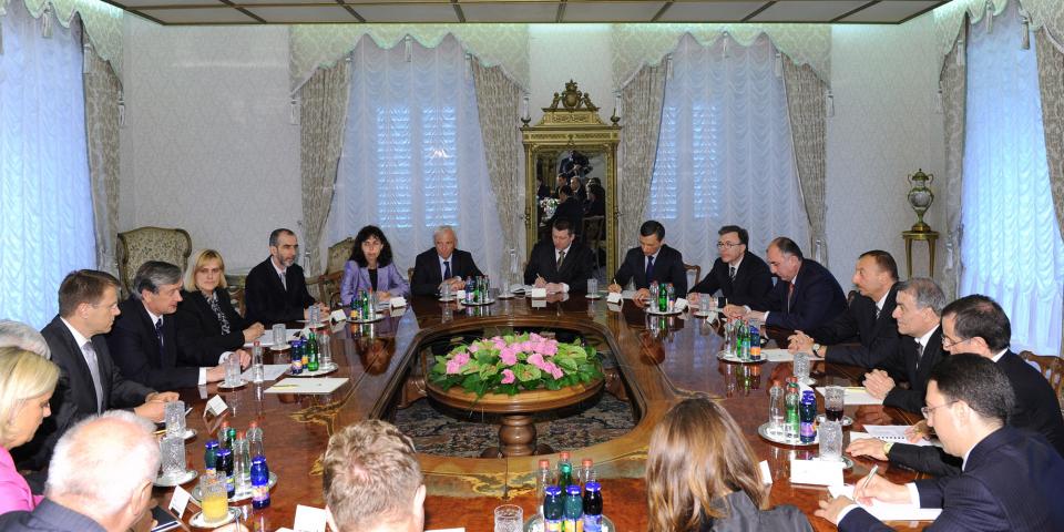 Negotiations of Ilham Aliyev and President Danilo Türk were held in an expanded format with the participation of delegations