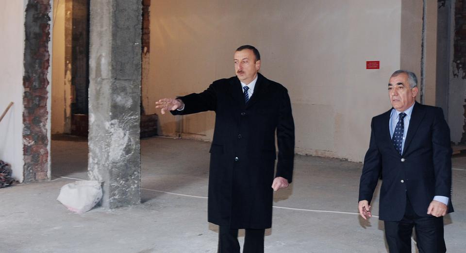 Ilham Aliyev checked out the ongoing construction process at the new building of school No. 6 in Sabail district of Baku