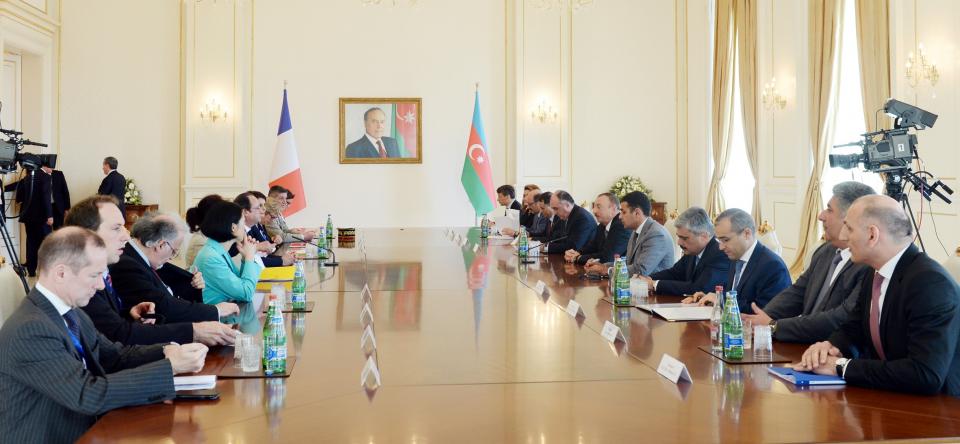 Presidents of Azerbaijan and France held a meeting in an expanded format