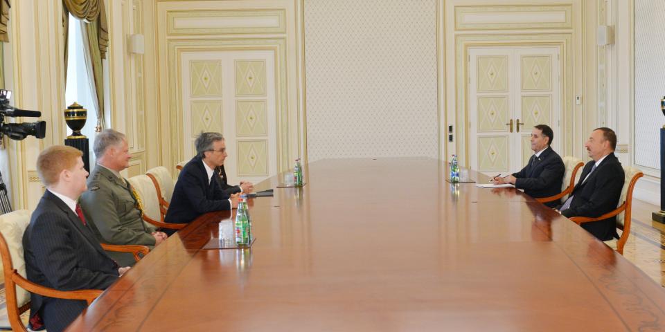 Ilham Aliyev received the British Parliamentary Under-Secretary of State for Defense responsible for International Security Strategy