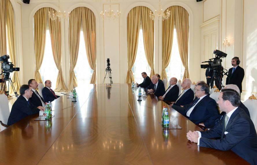 Ilham Aliyev received the participants of the “Building Bridges” international conference being held in Baku