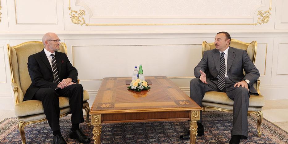 Ilham Aliyev received the credentials of the newly appointed Ambassador of Germany to Azerbaijan