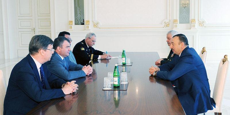 Ilham Aliyev received Russian Defense Minister, Anatoly Serdyukov