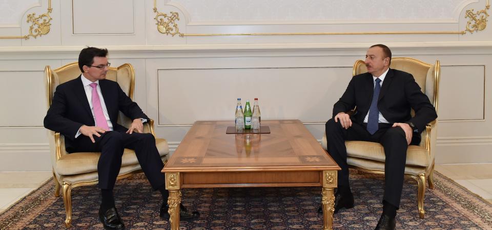 Ilham Aliyev received the credentials of the newly-appointed Australian Ambassador