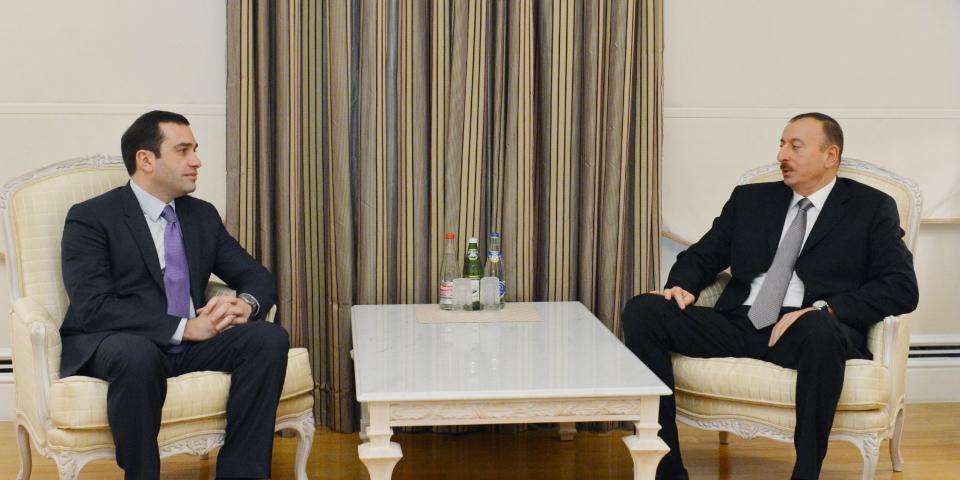 Ilham Aliyev received the Georgian Defense Minister