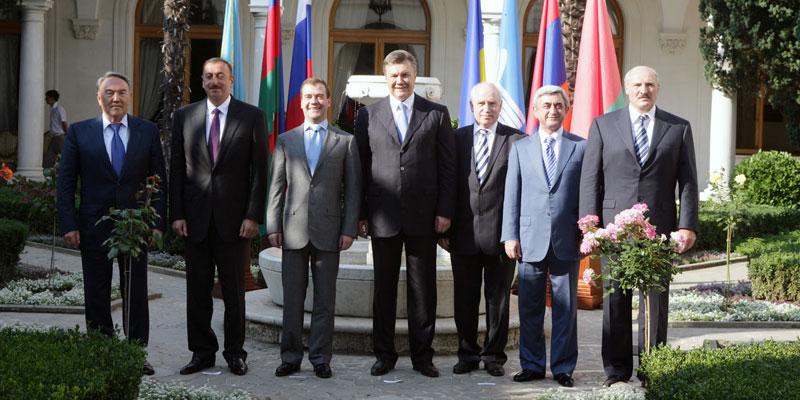 Ilham Aliyev attended the informal meeting of CIS heads of state